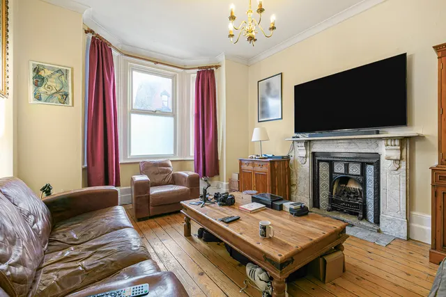 Lewin Road, London, SW16, photo 2