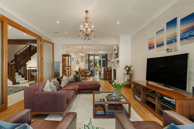 Photo 3 — Ormonde Gate, Chelsea, London