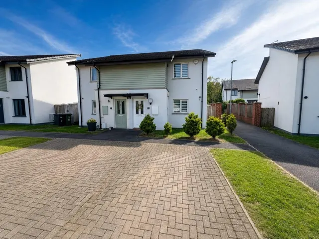 Aspen Grove, Fremington, Barnstaple, photo 1