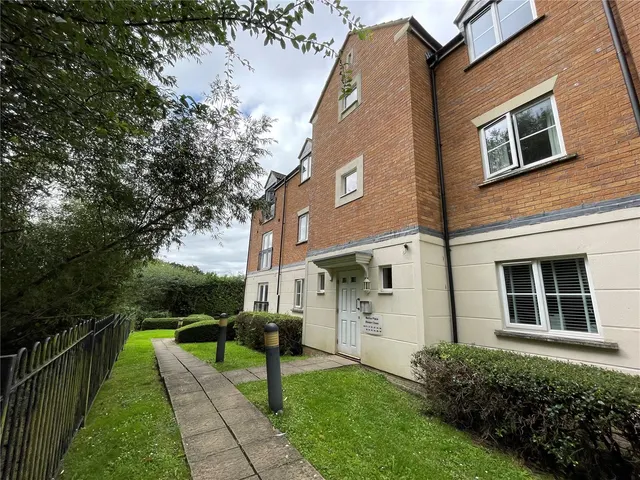Staverton, Trowbridge, photo 1