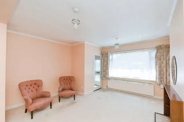 Photo 2 — Gosford Way, Polegate