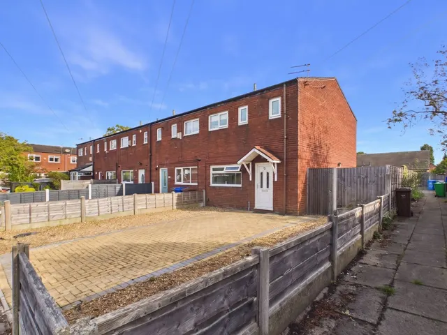 Stancross Road, Sale, M23, photo 1