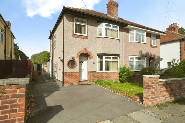 Pine Avenue, Wirral, photo 1