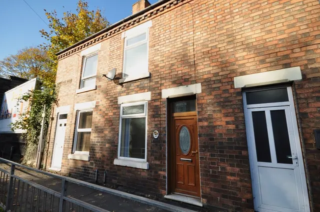 Branston Road, Burton-on-Trent, DE14, photo 1