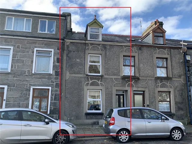 Lombard Street, Porthmadog, LL49, photo 1