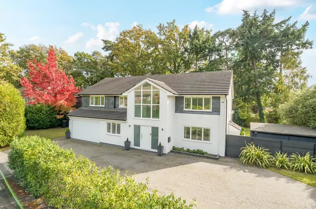 Rudd Hall Rise, Camberley, Surrey, GU15 2JZ, photo 1