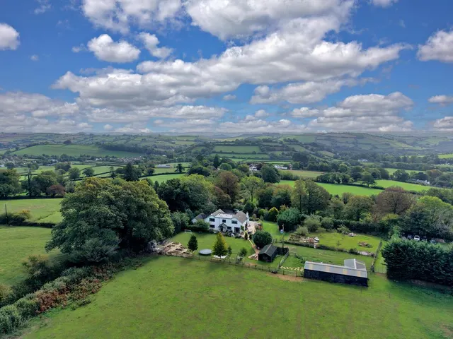 Ashburton, Newton Abbot, TQ13, photo 1