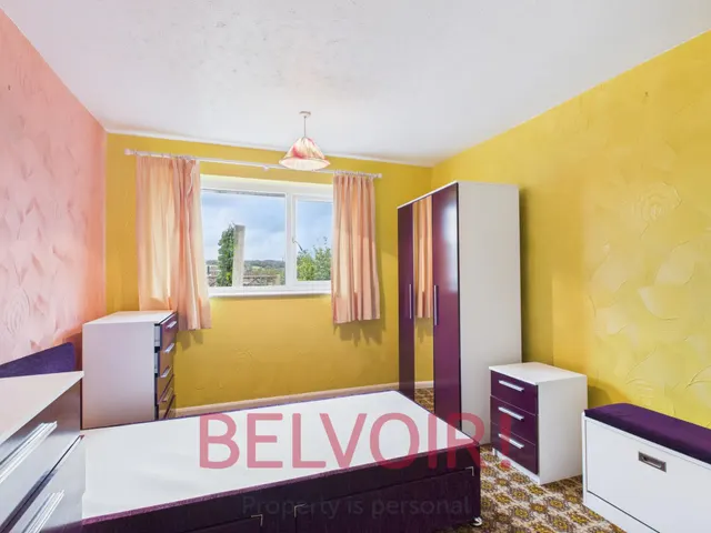 Westmorland Close, Stoke-on-Trent, ST6, photo 3