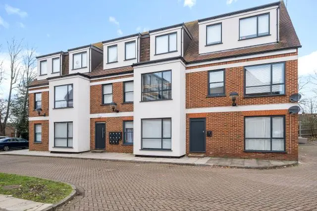 Chalvey Park, Slough, SL1, photo 1