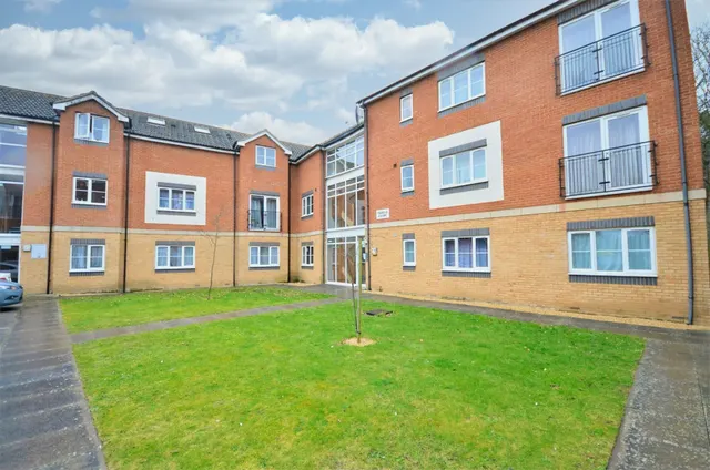 Isabelle Court, Rothwell Road, Kettering, NN16, photo 1