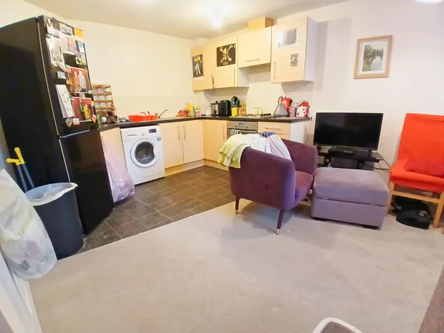 Photo 3 — Isabelle Court, Rothwell Road, Kettering, NN16