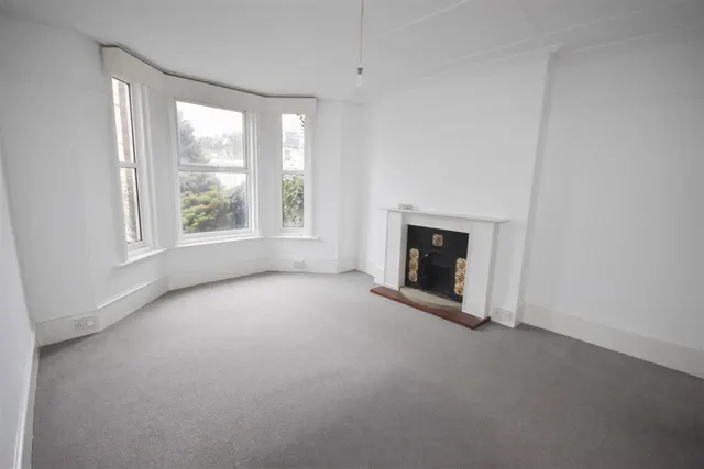 Photo 2 — Nelson Road, Hastings, East Sussex, TN34 3RX