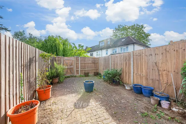 St. James Road, Sutton, SM1, photo 2