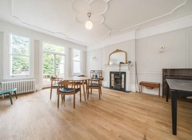 Photo 2 — Creffield Road, Ealing, W5