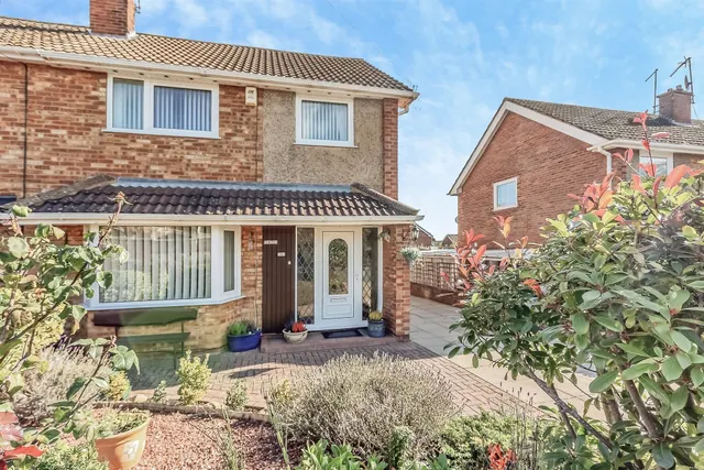 Beatty Gardens, Corby, NN17, photo 2