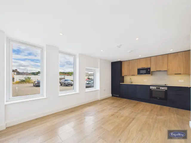 Progressive Close, Heather Court, DA14, photo 1