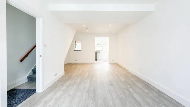 Merioneth Street, Victoria Park, BS3, photo 3