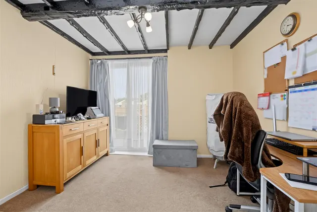 Firbank Court, Chilwell, NG9, photo 3