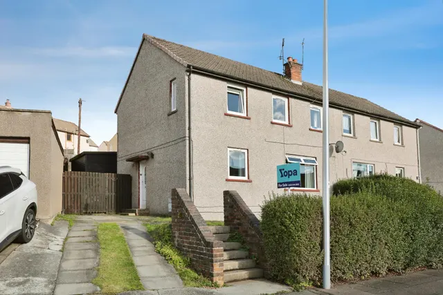 Wedderburn Crescent, Dunfermline, KY11, photo 1