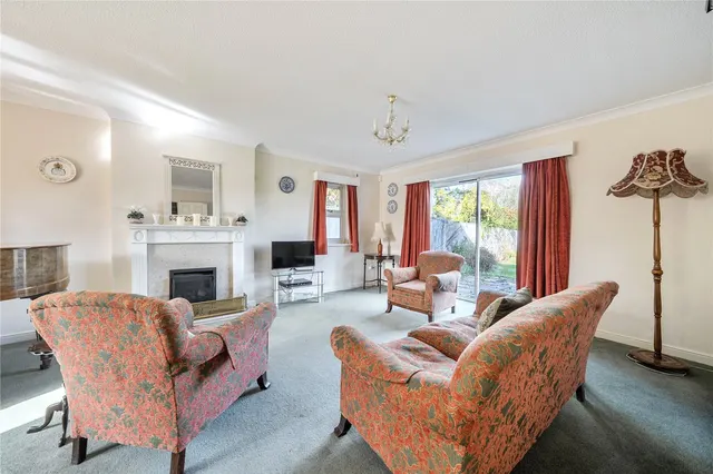Tatham Court, Taunton, TA1, photo 2