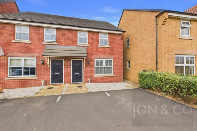 Cowpasture Court, Moulton, NN3, photo 1