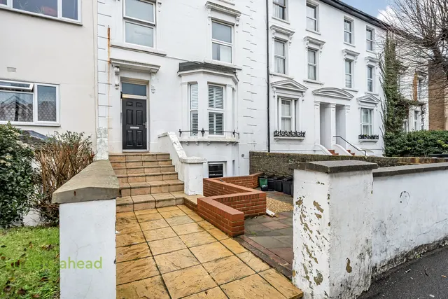 Addiscombe Road, Croydon, CR0, photo 3