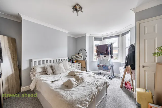 Addiscombe Road, Croydon, CR0, photo 2