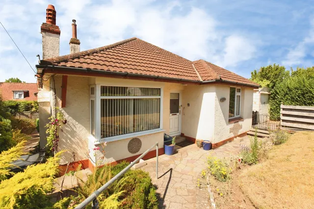 Beechwood Avenue, Newton Abbot, photo 1