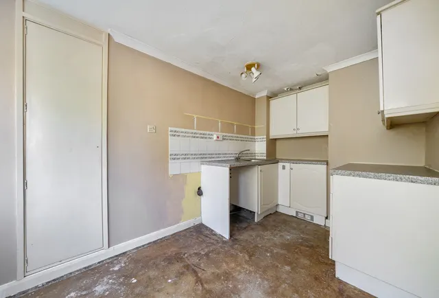 Photo 3 — Chenies Close, Tunbridge Wells, TN2 5LN