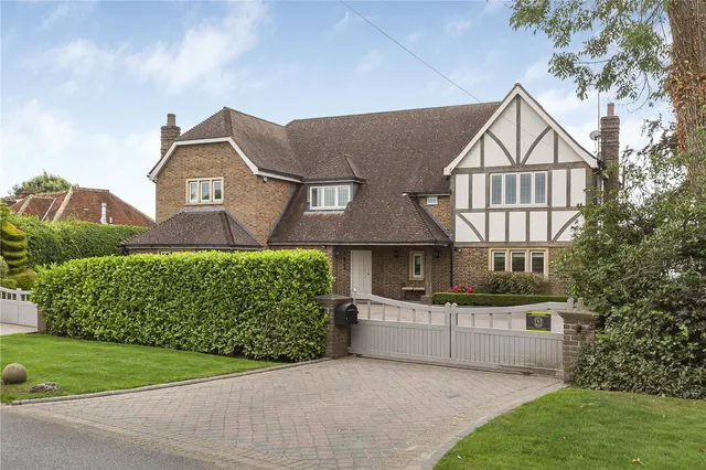 Hanyards Lane, Cuffley, Hertfordshire, EN6 4AS, photo 1