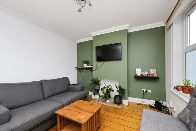 Sprowston Road, Norwich, Norfolk, NR3, photo 1