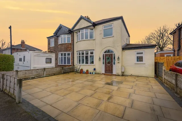 Dalton Avenue, Stretford, Manchester, M32, photo 1