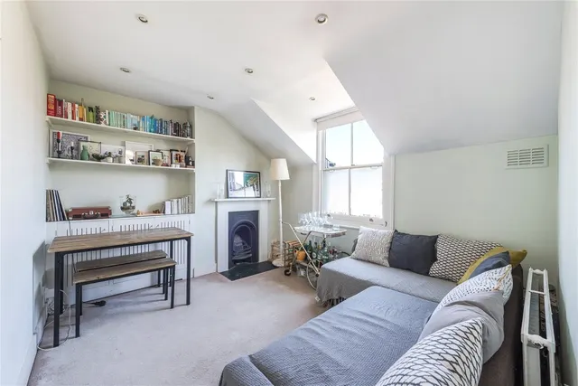 Foulser Road, London, SW17, photo 1