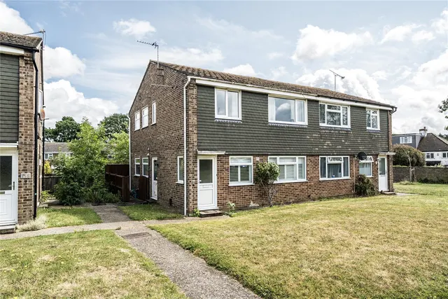 2 bedroom flat — Wellbrook Road, Orpington, BR6
