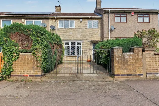 Garnett Crescent, Leicester, LE2, photo 1