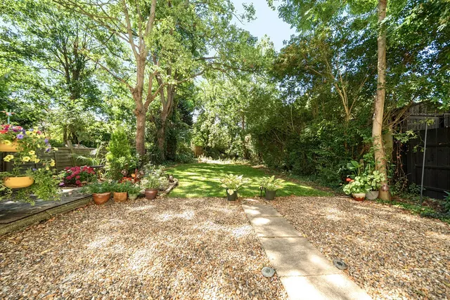 Photo 3 — Burnt Ash Road, SE12