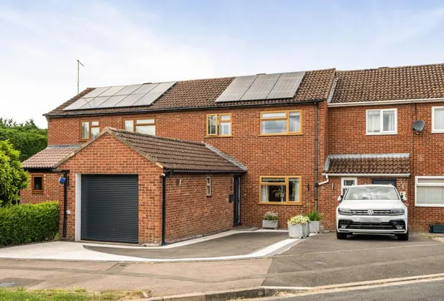 George Dowty Drive, Northway, GL20, photo 1