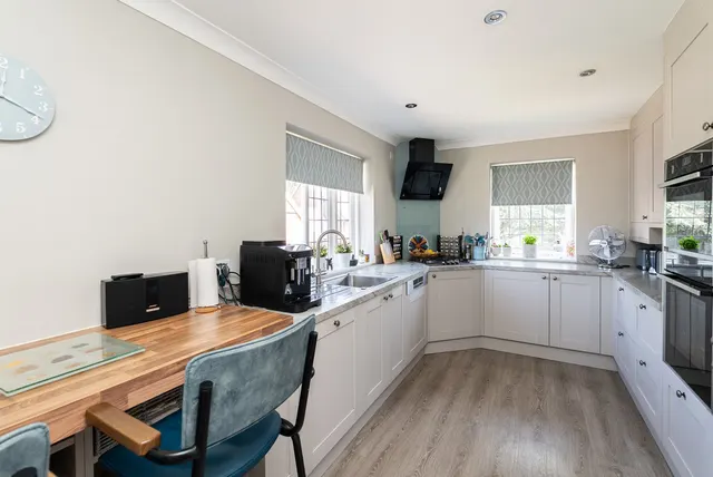 Middle Green, Brockham, RH3, photo 3