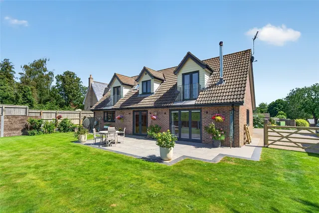 Waldringfield, Woodbridge, IP12, photo 1