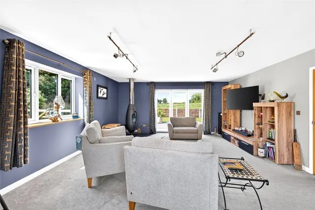 Waldringfield, Woodbridge, IP12, photo 3