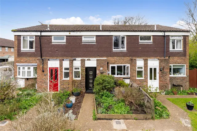 Cavendish Close, Sunbury, TW16 7PT, photo 1