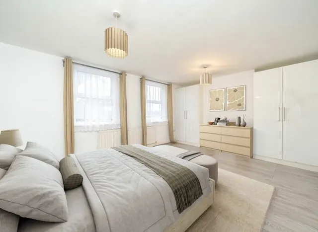 Lower Mortlake Road, Richmond, TW9, photo 1