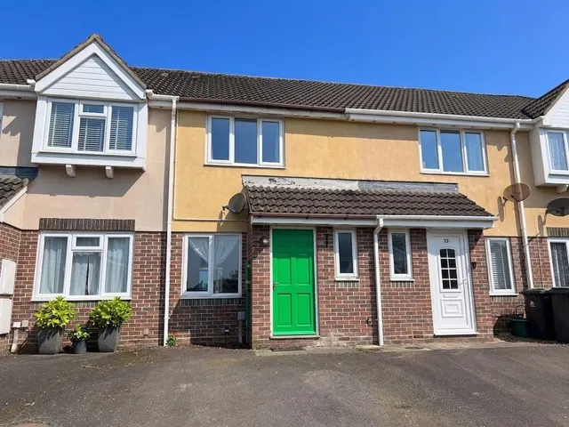 Pimpernel Court, Gillingham, Dorset SP8 4UW, photo 1