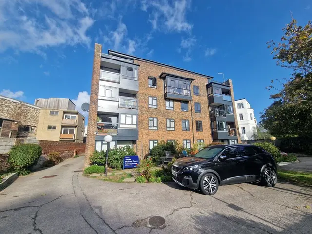 Eastern Villas Road, Southsea, PO4, photo 1