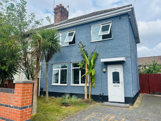 Verney Crescent, L19, photo 1