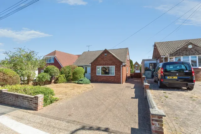 Elm Avenue, Chattenden, ME3, photo 1