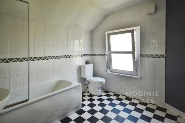 Railway Crescent, Splott, CF24, photo 3