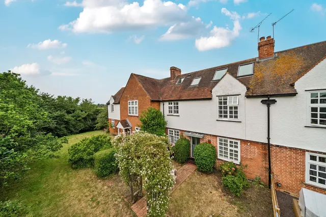 Ham Lane, Windsor, SL4, photo 1