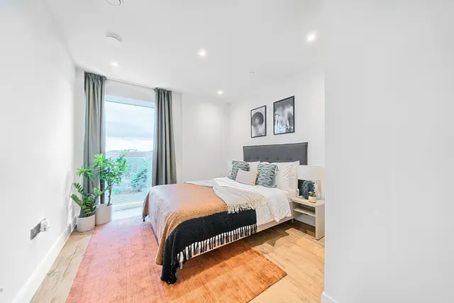 Photo 2 — Flat 66, Astral House, 5 Aerial Square, London