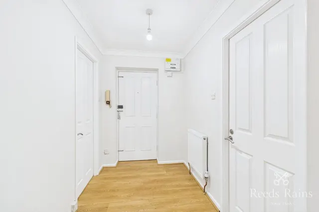 Cedar Grove, Stockport, SK4, photo 2